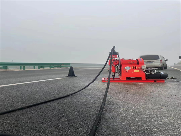 金坛马路路基路面开裂下沉注浆加固灌浆